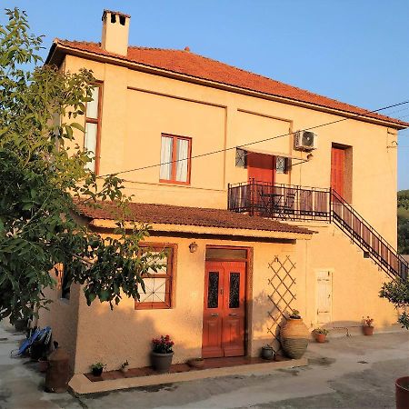 Bed and Breakfast Casa Patrikò Perivólia Esterno foto